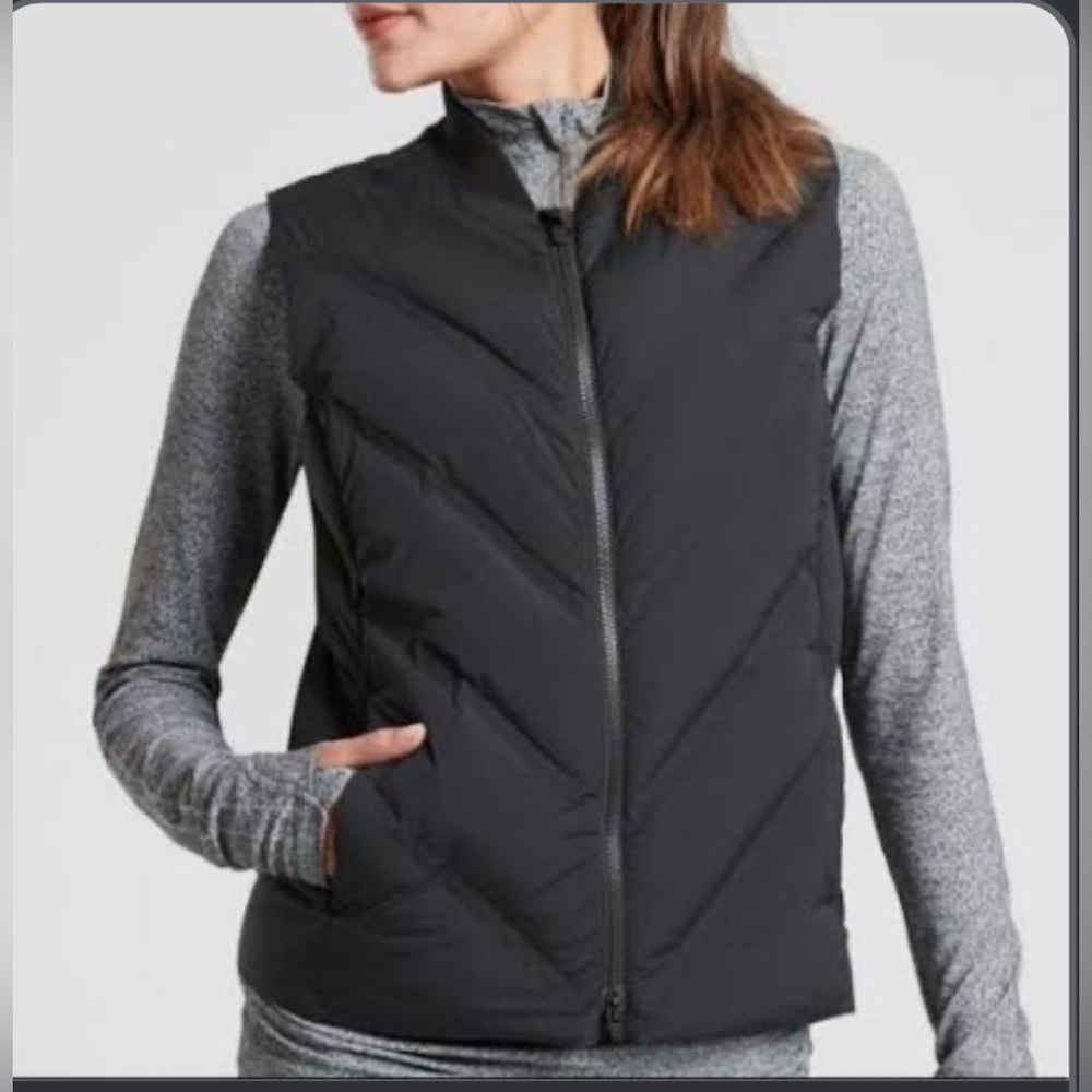 Athleta inlet vest.  Black. Size M